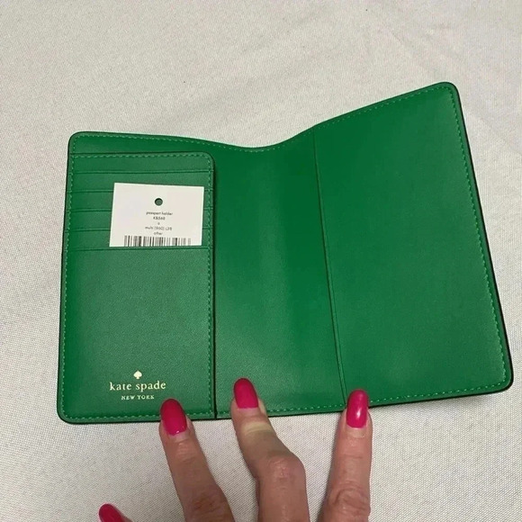 KATE SPADE ♠️ Watermelon 🍉 Passport Holder,NWT. - Picture 3 of 3